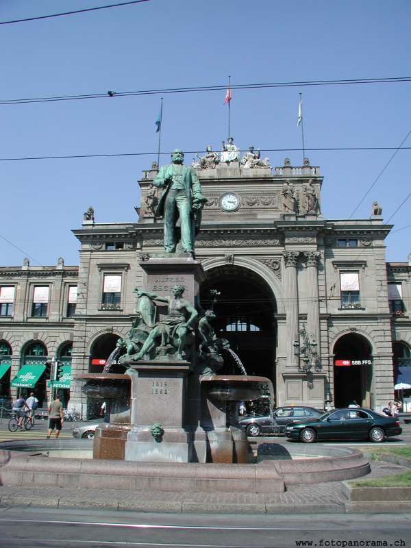 Zurigo, Statua di Alfred Escher