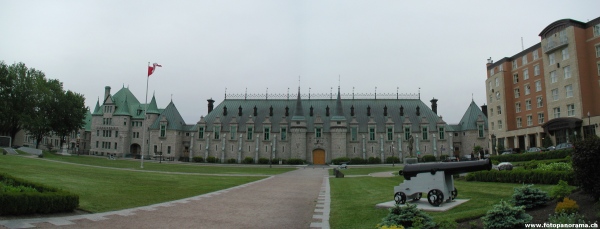 Quebec, Parlamentsgebäude